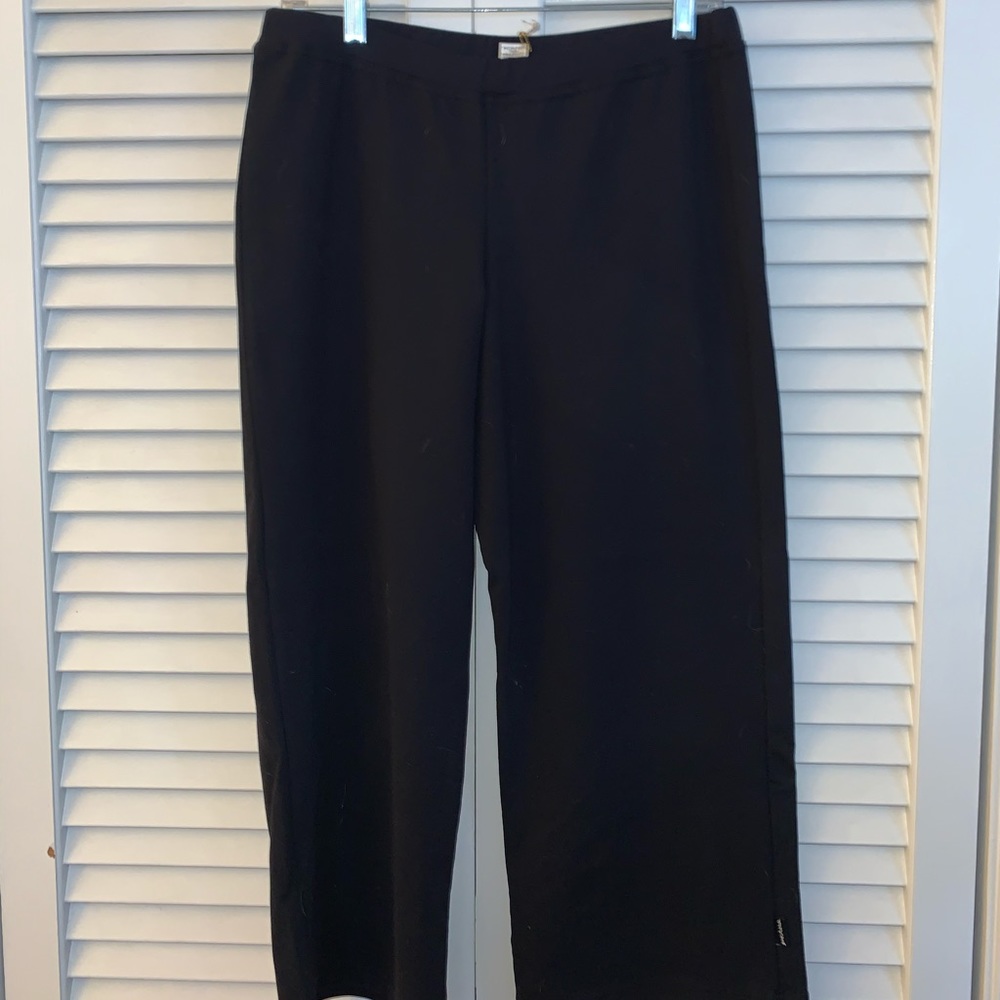 Black Prana Yoga Capri Pants